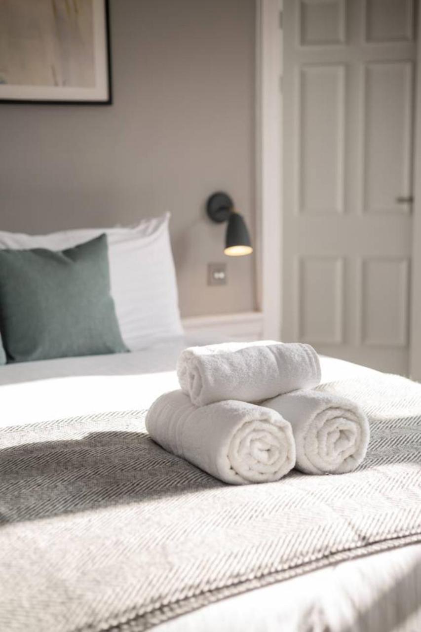 Joivy Spacious And Bright 1Bed Apt, Short Walk From Princes Street Édimbourg Extérieur photo
